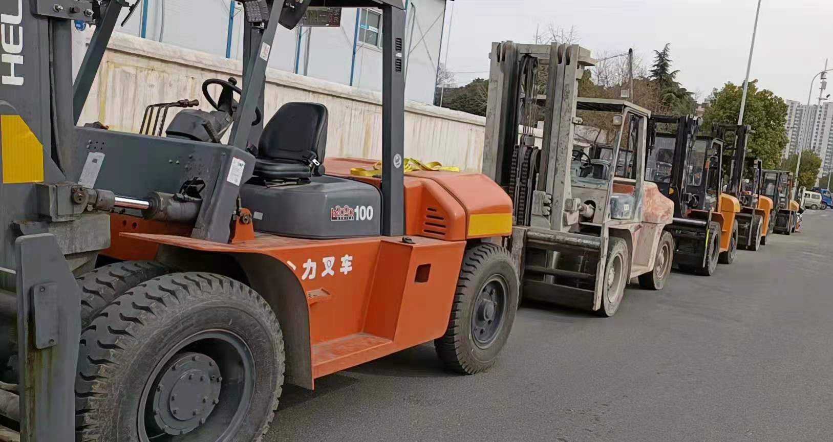 蘇州10噸叉車，7噸叉車長短期臨時(shí)出租